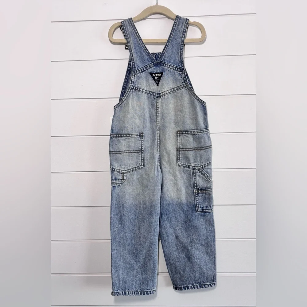 OSHKOSH B'gosh 4T Toddler Girls Overall‎ Faded Blue Jeans Vestbak
